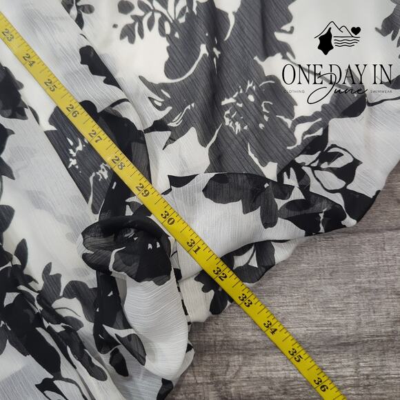 David's Bridal Sleeveless Layered Mini Dress Size 10 - Picture 4 of 5